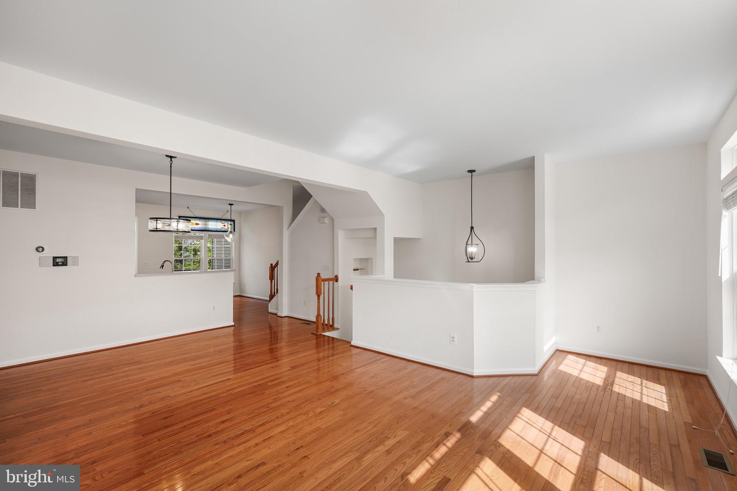 4714 HANRAHAN PL, ALEXANDRIA, Virginia 22309, 3 Bedrooms Bedrooms, ,2 BathroomsBathrooms,Residential,For sale,4714 HANRAHAN PL,VAFX2264252 MLS # VAFX2264252