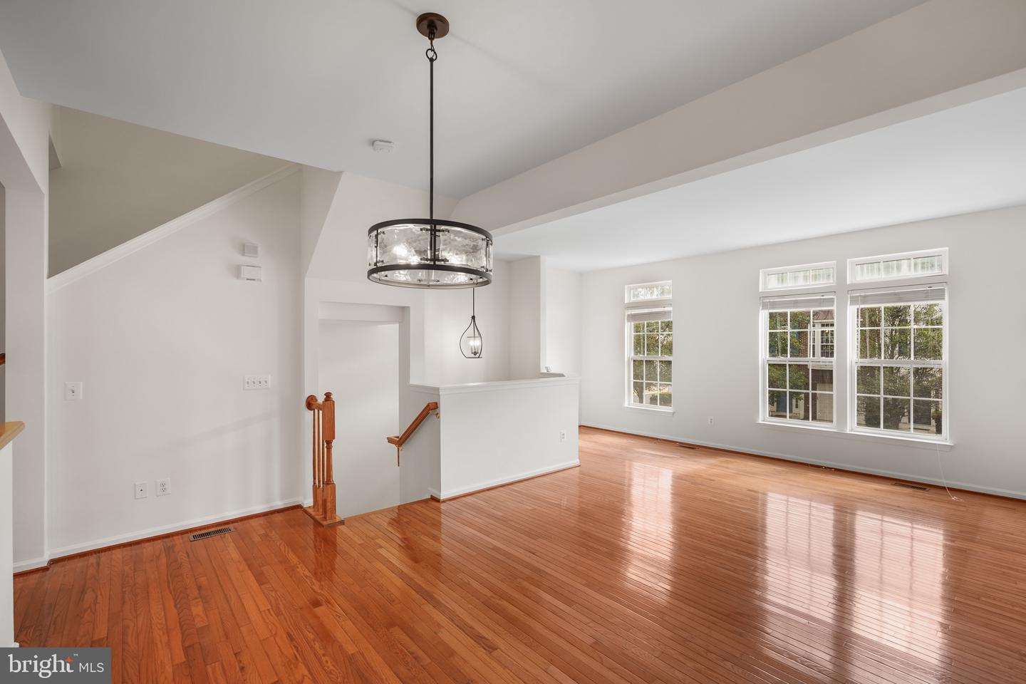 4714 HANRAHAN PL, ALEXANDRIA, Virginia 22309, 3 Bedrooms Bedrooms, ,2 BathroomsBathrooms,Residential,For sale,4714 HANRAHAN PL,VAFX2264252 MLS # VAFX2264252