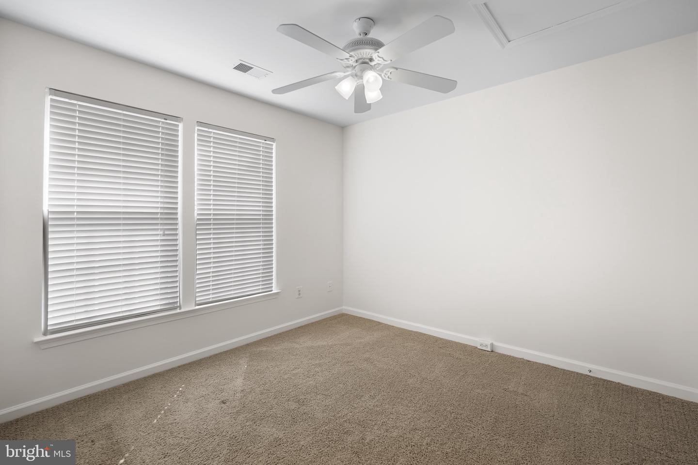 4714 HANRAHAN PL, ALEXANDRIA, Virginia 22309, 3 Bedrooms Bedrooms, ,2 BathroomsBathrooms,Residential,For sale,4714 HANRAHAN PL,VAFX2264252 MLS # VAFX2264252