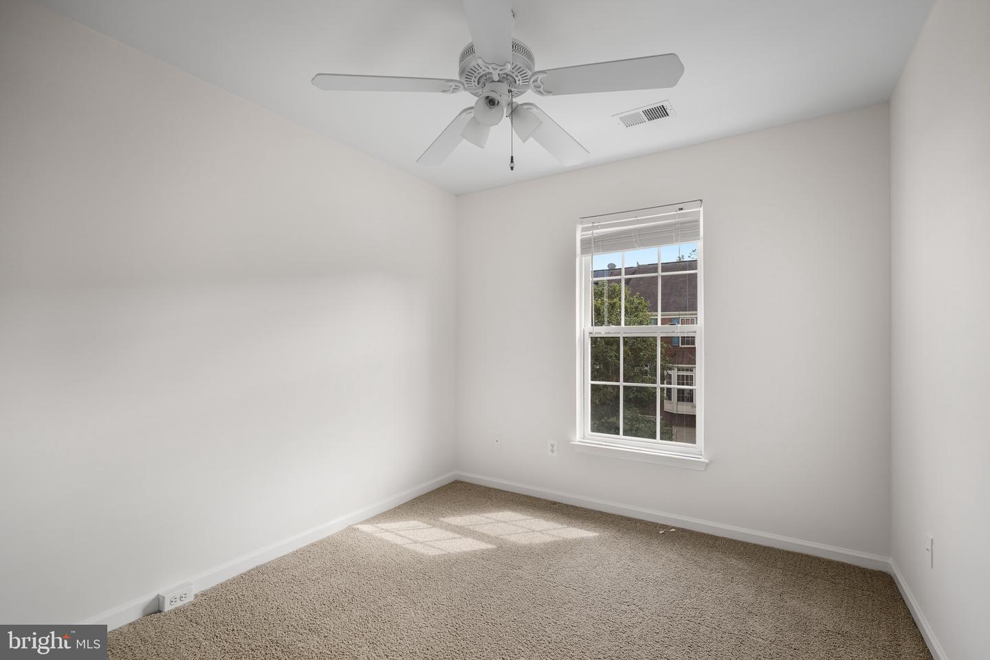 4714 HANRAHAN PL, ALEXANDRIA, Virginia 22309, 3 Bedrooms Bedrooms, ,2 BathroomsBathrooms,Residential,For sale,4714 HANRAHAN PL,VAFX2264252 MLS # VAFX2264252