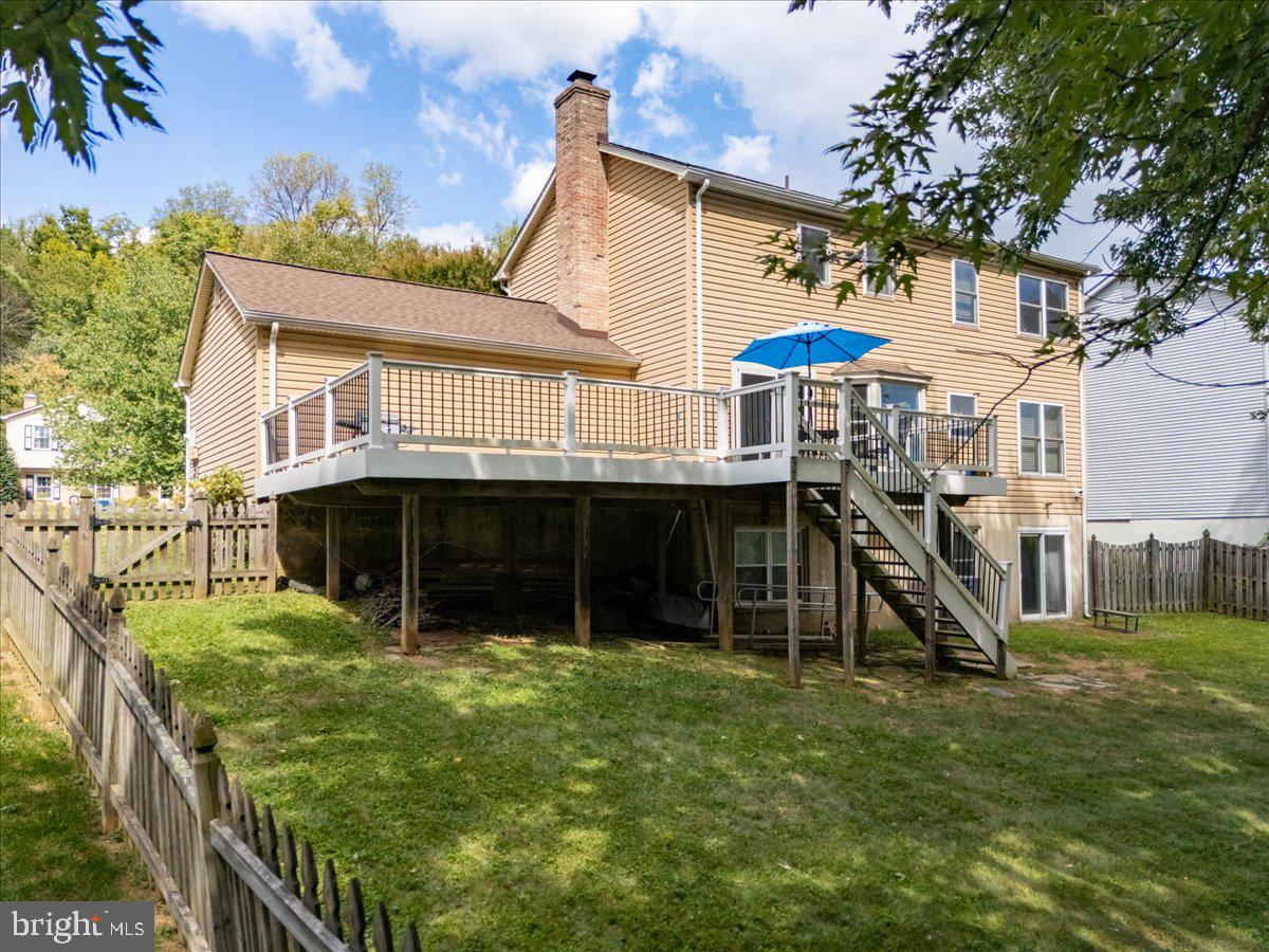 912 CHANCELLOR ST SW, LEESBURG, Virginia 20175, 5 Bedrooms Bedrooms, ,3 BathroomsBathrooms,Residential,For sale,912 CHANCELLOR ST SW,VALO2106170 MLS # VALO2106170