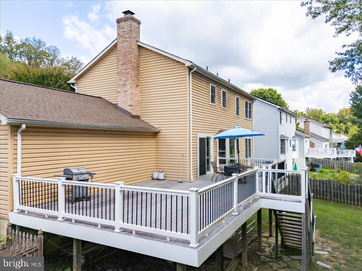 912 CHANCELLOR ST SW, LEESBURG, Virginia 20175, 5 Bedrooms Bedrooms, ,3 BathroomsBathrooms,Residential,For sale,912 CHANCELLOR ST SW,VALO2106170 MLS # VALO2106170