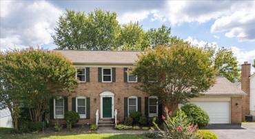 912 CHANCELLOR ST SW, LEESBURG, Virginia 20175, 5 Bedrooms Bedrooms, ,3 BathroomsBathrooms,Residential,For sale,912 CHANCELLOR ST SW,VALO2106170 MLS # VALO2106170