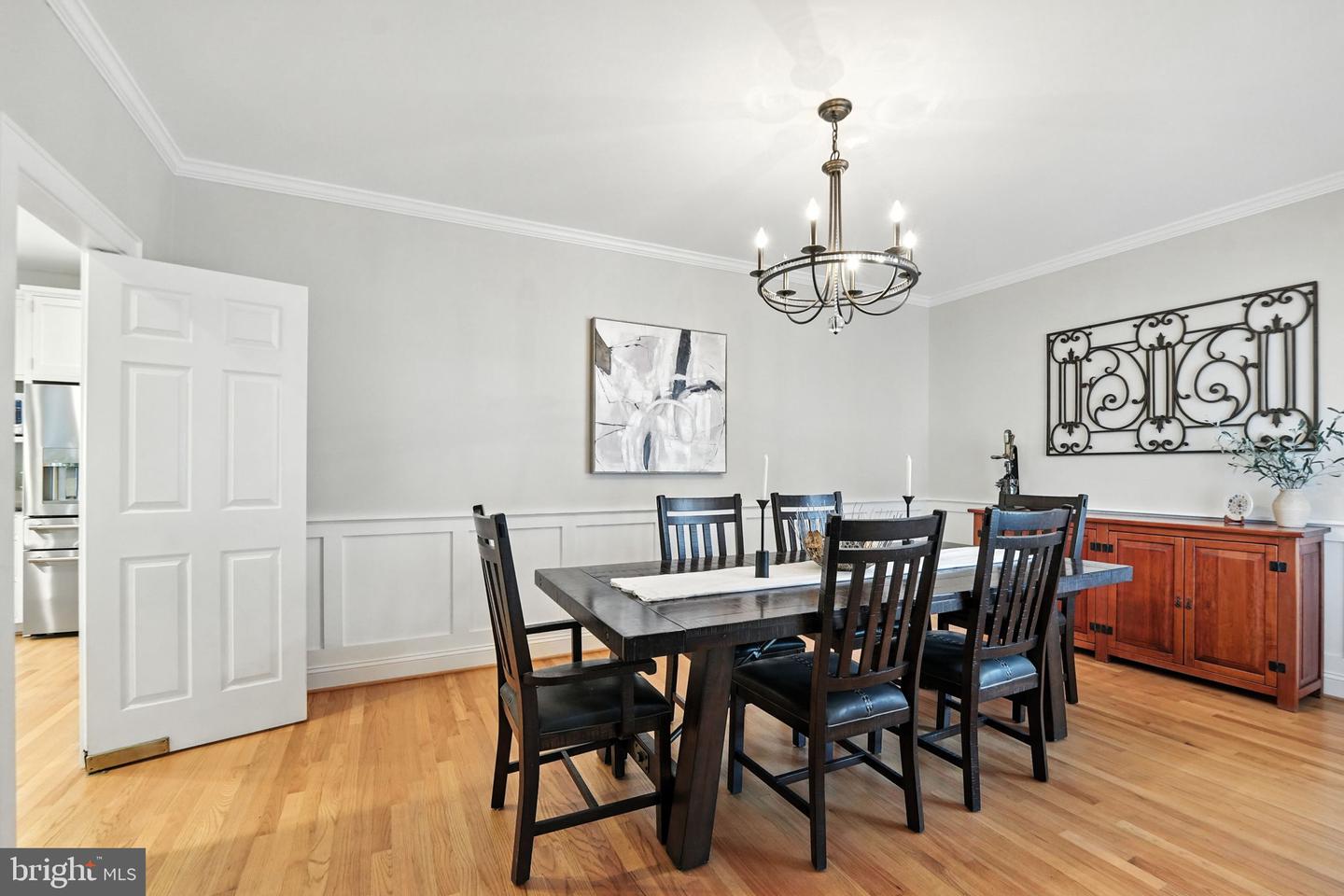 201 PRESCOTT CIR SE, VIENNA, Virginia 22180, 5 Bedrooms Bedrooms, ,4 BathroomsBathrooms,Residential,For sale,201 PRESCOTT CIR SE,VAFX2265292 MLS # VAFX2265292