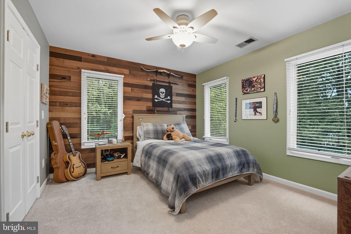 201 PRESCOTT CIR SE, VIENNA, Virginia 22180, 5 Bedrooms Bedrooms, ,4 BathroomsBathrooms,Residential,For sale,201 PRESCOTT CIR SE,VAFX2265292 MLS # VAFX2265292