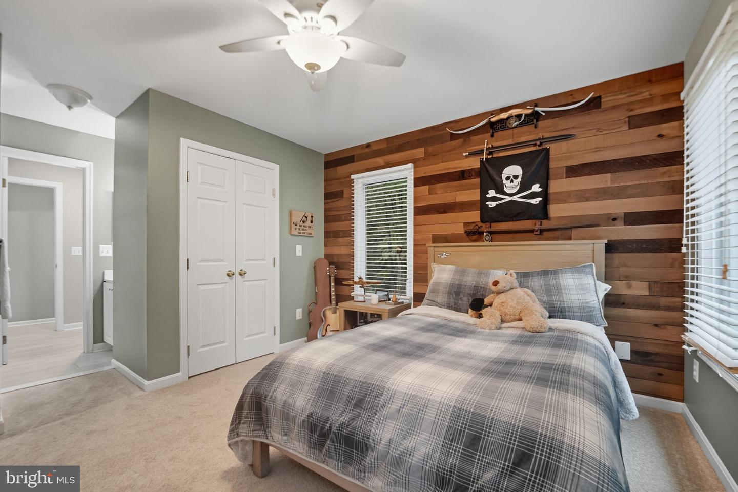 201 PRESCOTT CIR SE, VIENNA, Virginia 22180, 5 Bedrooms Bedrooms, ,4 BathroomsBathrooms,Residential,For sale,201 PRESCOTT CIR SE,VAFX2265292 MLS # VAFX2265292