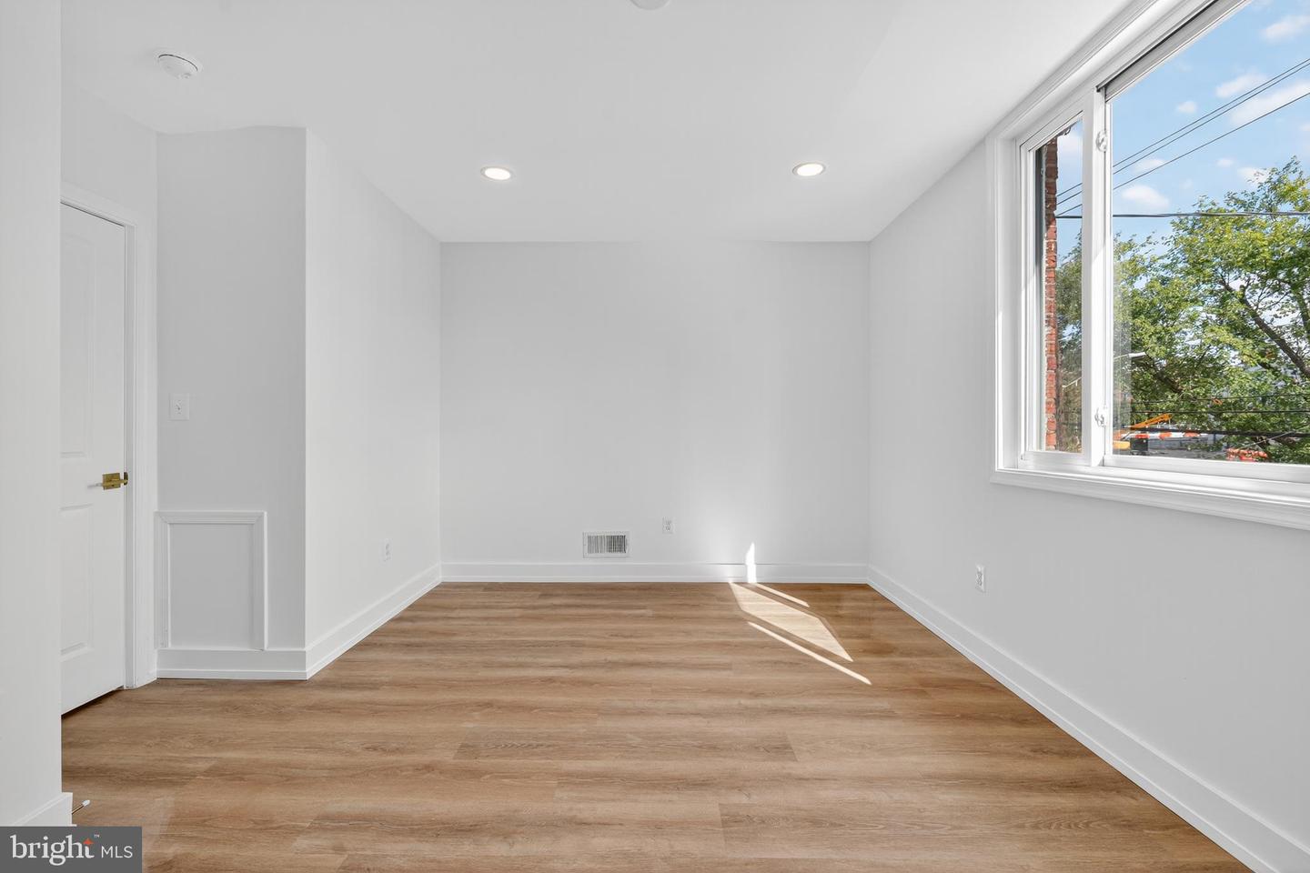 838 BUCHANAN ST NE, WASHINGTON, District Of Columbia 20017, 3 Bedrooms Bedrooms, 6 Rooms Rooms,2 BathroomsBathrooms,Residential,For sale,838 BUCHANAN ST NE,DCDC2221892 MLS # DCDC2221892