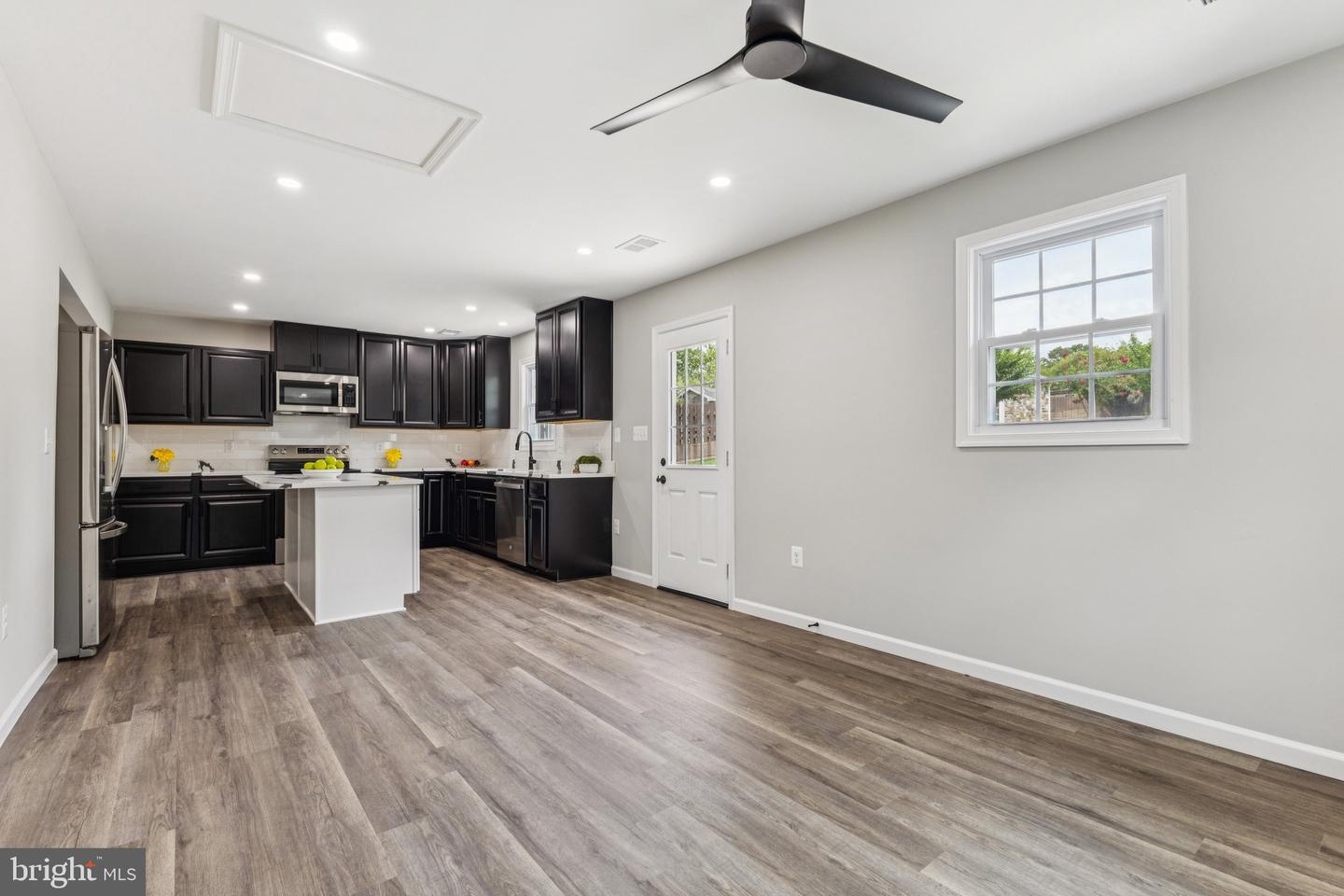 186 LAMBERT DR, MANASSAS PARK, Virginia 20111, 4 Bedrooms Bedrooms, 7 Rooms Rooms,2 BathroomsBathrooms,Residential,For sale,186 LAMBERT DR,VAMP2003092 MLS # VAMP2003092