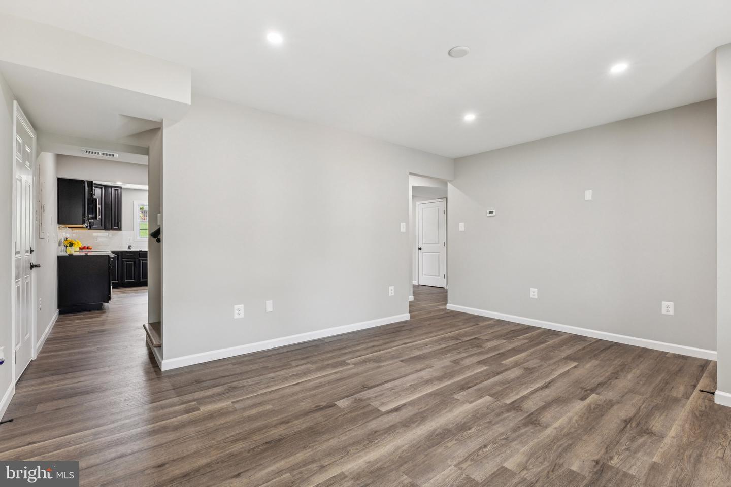 186 LAMBERT DR, MANASSAS PARK, Virginia 20111, 4 Bedrooms Bedrooms, 7 Rooms Rooms,2 BathroomsBathrooms,Residential,For sale,186 LAMBERT DR,VAMP2003092 MLS # VAMP2003092