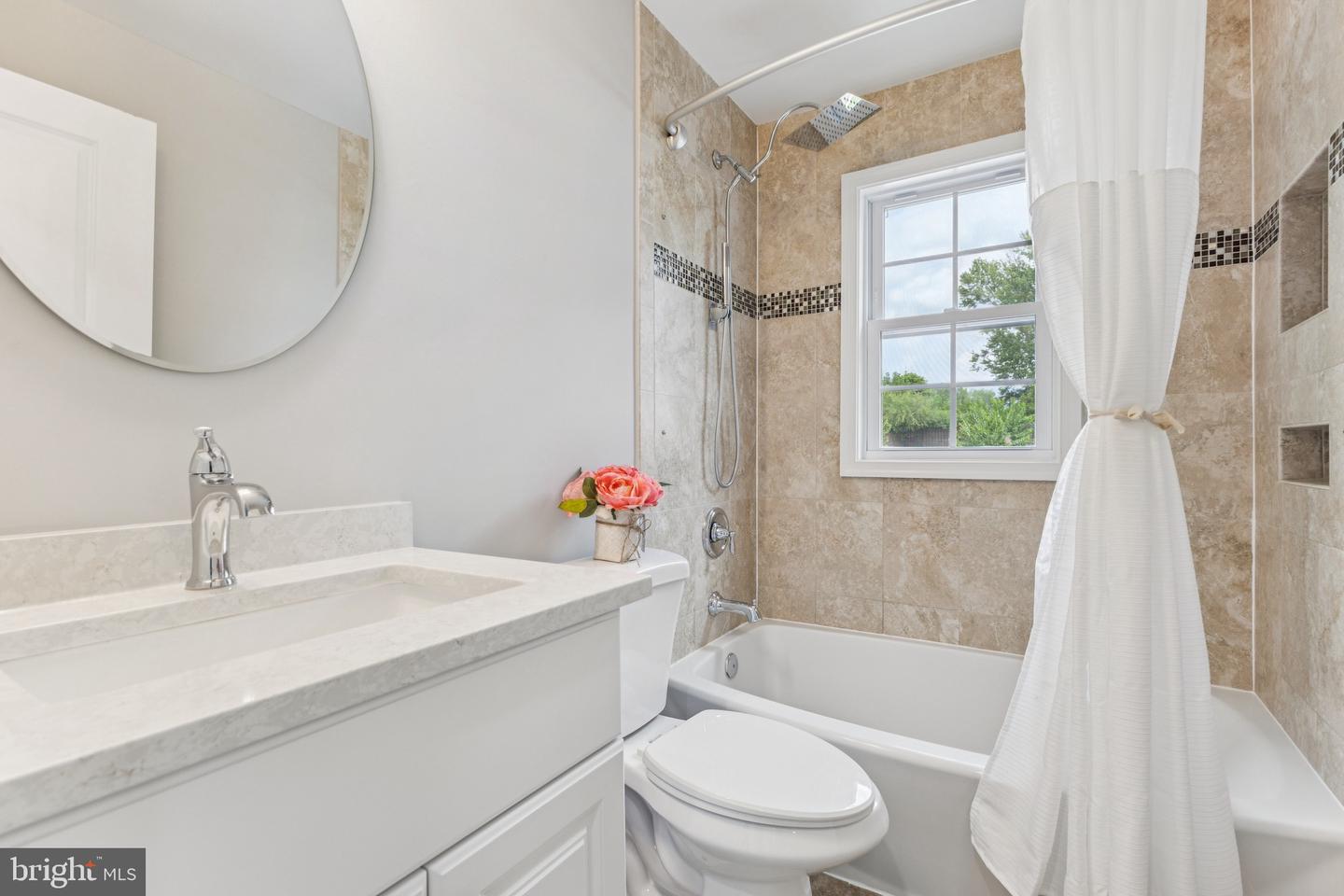 186 LAMBERT DR, MANASSAS PARK, Virginia 20111, 4 Bedrooms Bedrooms, 7 Rooms Rooms,2 BathroomsBathrooms,Residential,For sale,186 LAMBERT DR,VAMP2003092 MLS # VAMP2003092