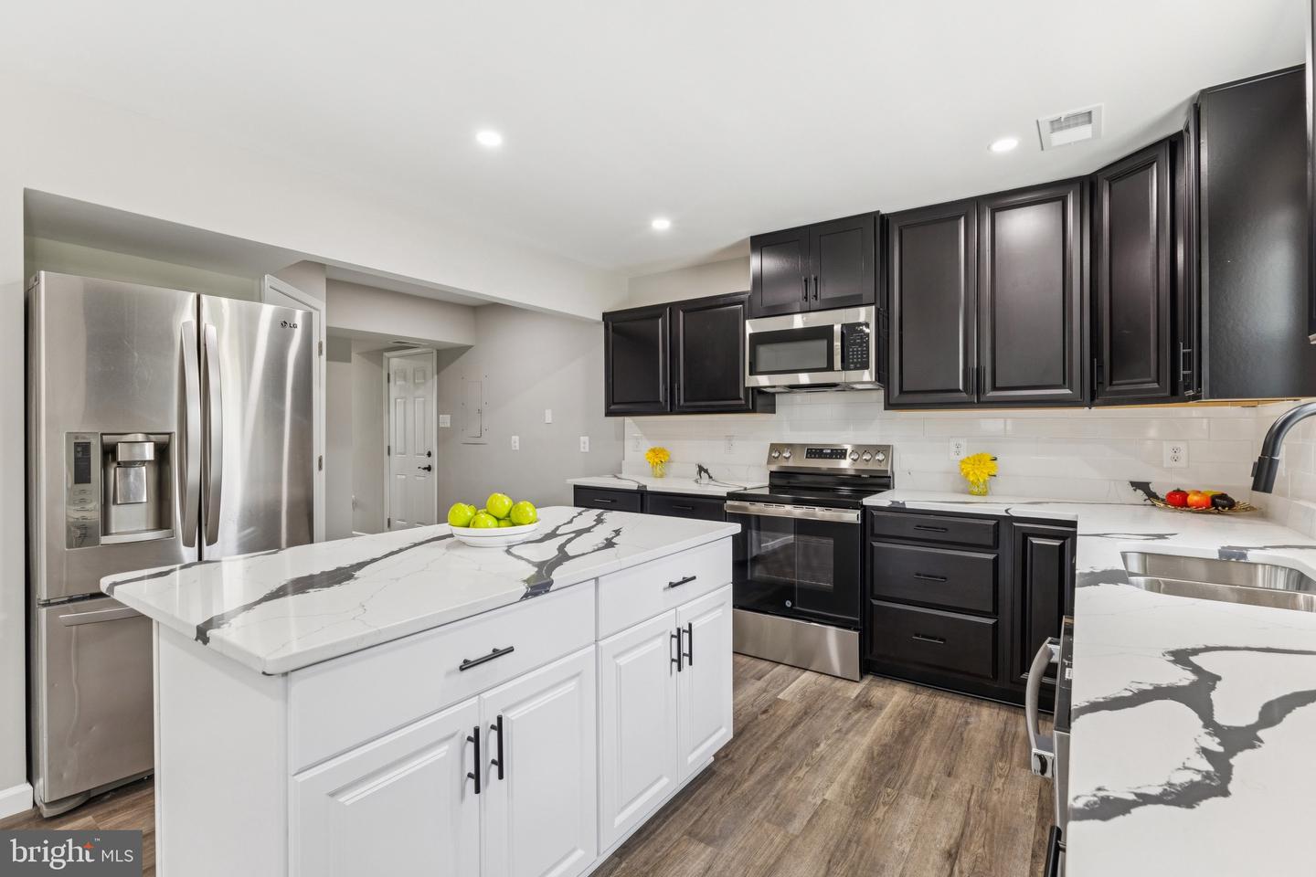 186 LAMBERT DR, MANASSAS PARK, Virginia 20111, 4 Bedrooms Bedrooms, 7 Rooms Rooms,2 BathroomsBathrooms,Residential,For sale,186 LAMBERT DR,VAMP2003092 MLS # VAMP2003092