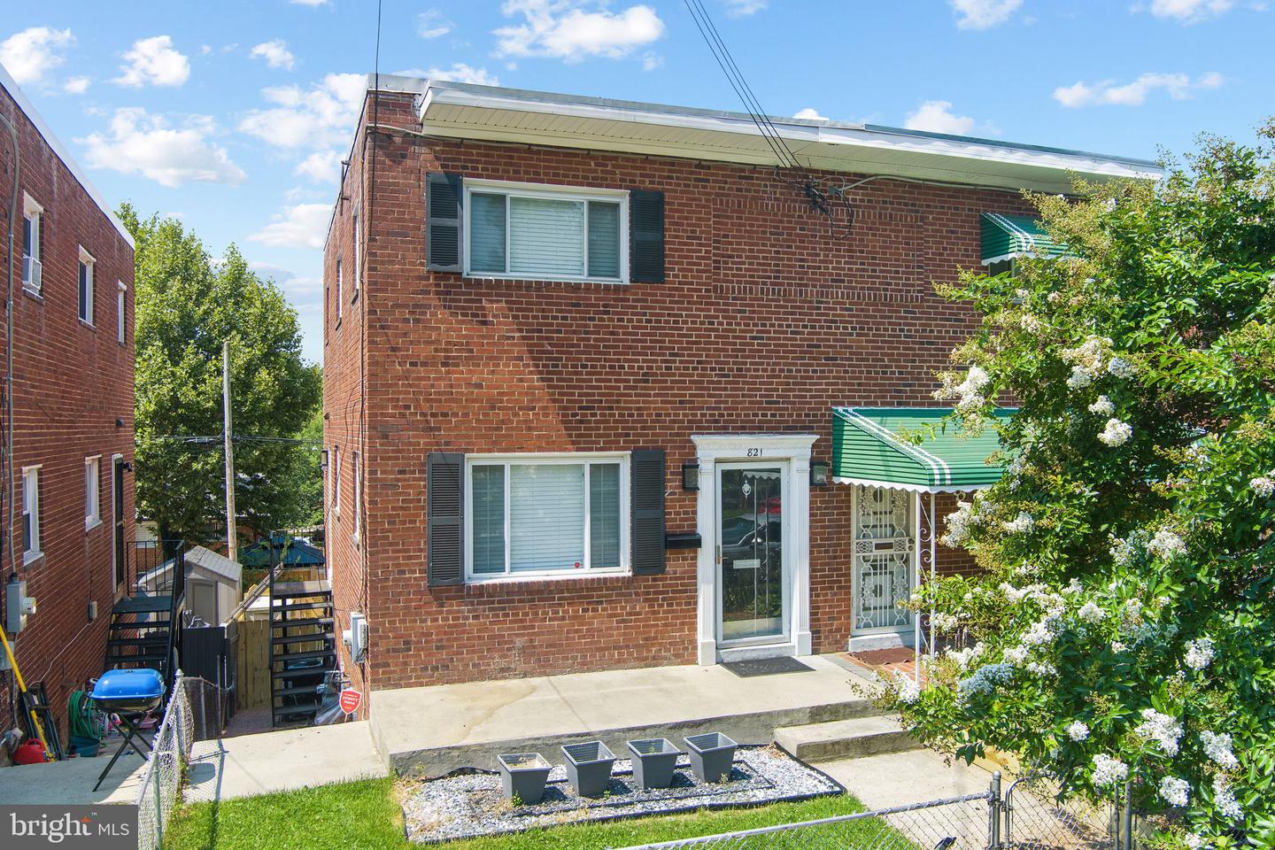 821 OGLETHORPE ST NE, WASHINGTON, District Of Columbia 20011, 3 Bedrooms Bedrooms, ,1 BathroomBathrooms,Residential,For sale,821 OGLETHORPE ST NE,DCDC2209114 MLS # DCDC2209114