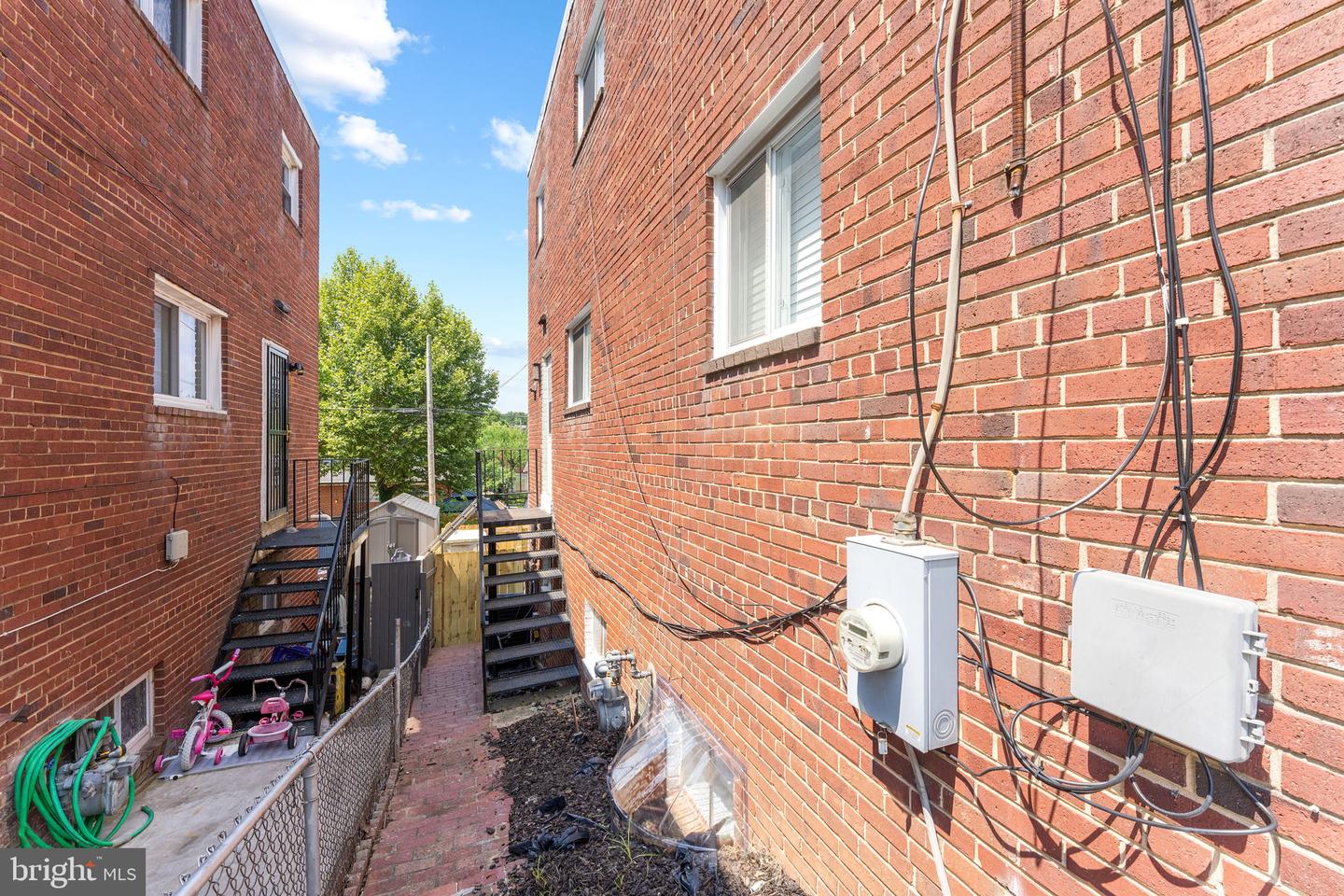 821 OGLETHORPE ST NE, WASHINGTON, District Of Columbia 20011, 3 Bedrooms Bedrooms, ,1 BathroomBathrooms,Residential,For sale,821 OGLETHORPE ST NE,DCDC2209114 MLS # DCDC2209114