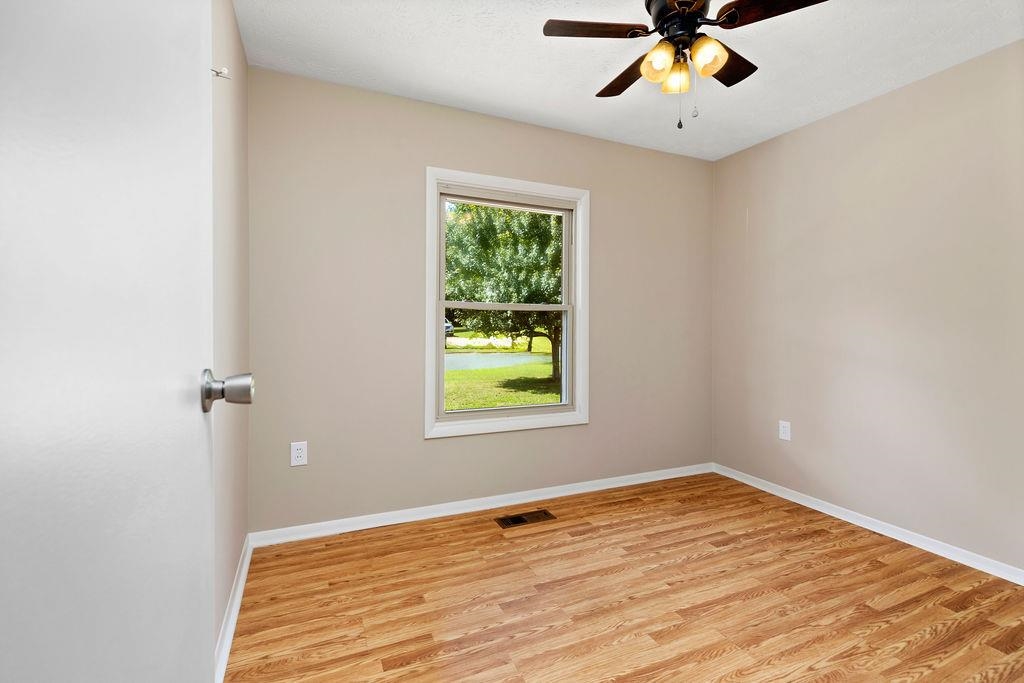 38 GREENBRIAR LN, STUARTS DRAFT, Virginia 24477, 3 Bedrooms Bedrooms, ,1 BathroomBathrooms,Residential,38 GREENBRIAR LN,669057 MLS # 669057