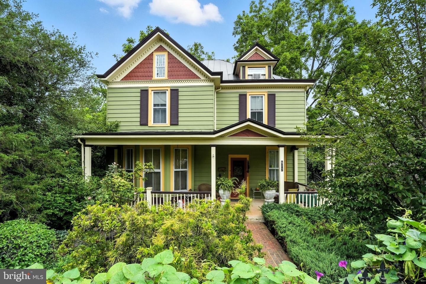 802 S BLUE RIDGE AVE, CULPEPER, Virginia 22701, 5 Bedrooms Bedrooms, ,2 BathroomsBathrooms,Residential,For sale,802 S BLUE RIDGE AVE,VACU2011422 MLS # VACU2011422