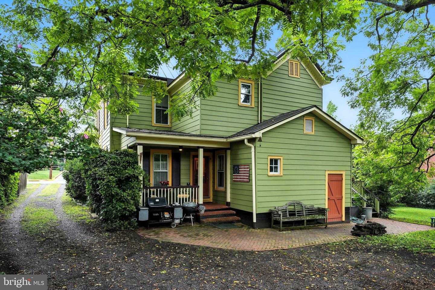 802 S BLUE RIDGE AVE, CULPEPER, Virginia 22701, 5 Bedrooms Bedrooms, ,2 BathroomsBathrooms,Residential,For sale,802 S BLUE RIDGE AVE,VACU2011422 MLS # VACU2011422