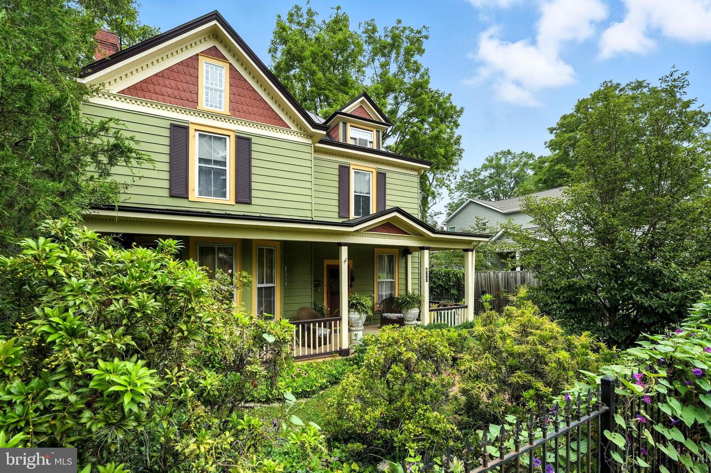802 S BLUE RIDGE AVE, CULPEPER, Virginia 22701, 5 Bedrooms Bedrooms, ,2 BathroomsBathrooms,Residential,For sale,802 S BLUE RIDGE AVE,VACU2011422 MLS # VACU2011422