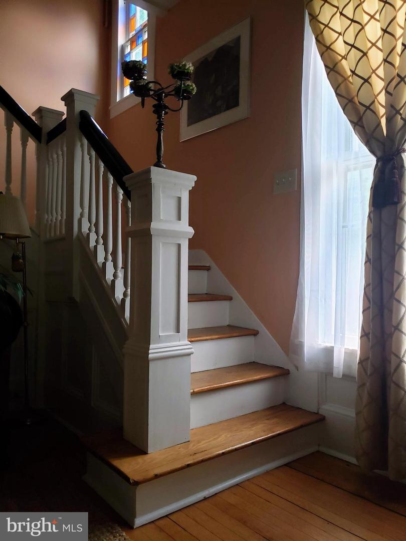 802 S BLUE RIDGE AVE, CULPEPER, Virginia 22701, 5 Bedrooms Bedrooms, ,2 BathroomsBathrooms,Residential,For sale,802 S BLUE RIDGE AVE,VACU2011422 MLS # VACU2011422