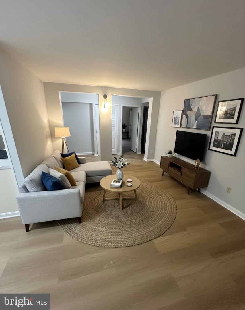 11659 STONEVIEW SQ #99/1B, RESTON, Virginia 20191, 2 Bedrooms Bedrooms, ,2 BathroomsBathrooms,Residential,For sale,11659 STONEVIEW SQ #99/1B,VAFX2264722 MLS # VAFX2264722