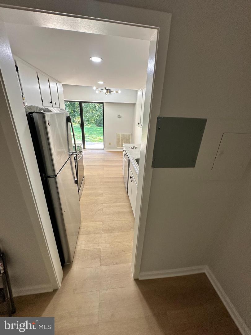 11659 STONEVIEW SQ #99/1B, RESTON, Virginia 20191, 2 Bedrooms Bedrooms, ,2 BathroomsBathrooms,Residential,For sale,11659 STONEVIEW SQ #99/1B,VAFX2264722 MLS # VAFX2264722