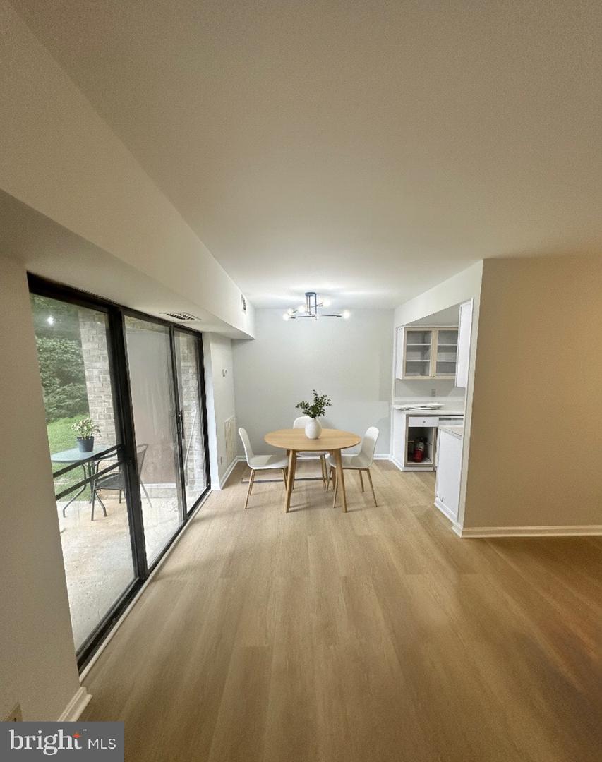 11659 STONEVIEW SQ #99/1B, RESTON, Virginia 20191, 2 Bedrooms Bedrooms, ,2 BathroomsBathrooms,Residential,For sale,11659 STONEVIEW SQ #99/1B,VAFX2264722 MLS # VAFX2264722