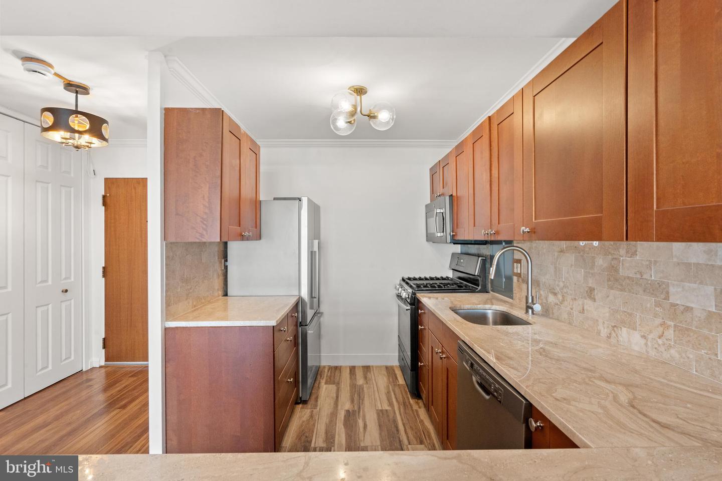 WASHINGTON, District Of Columbia 20037, 1 Bedroom Bedrooms, ,1 BathroomBathrooms,Residential,For sale,DCDC2221756 MLS # DCDC2221756