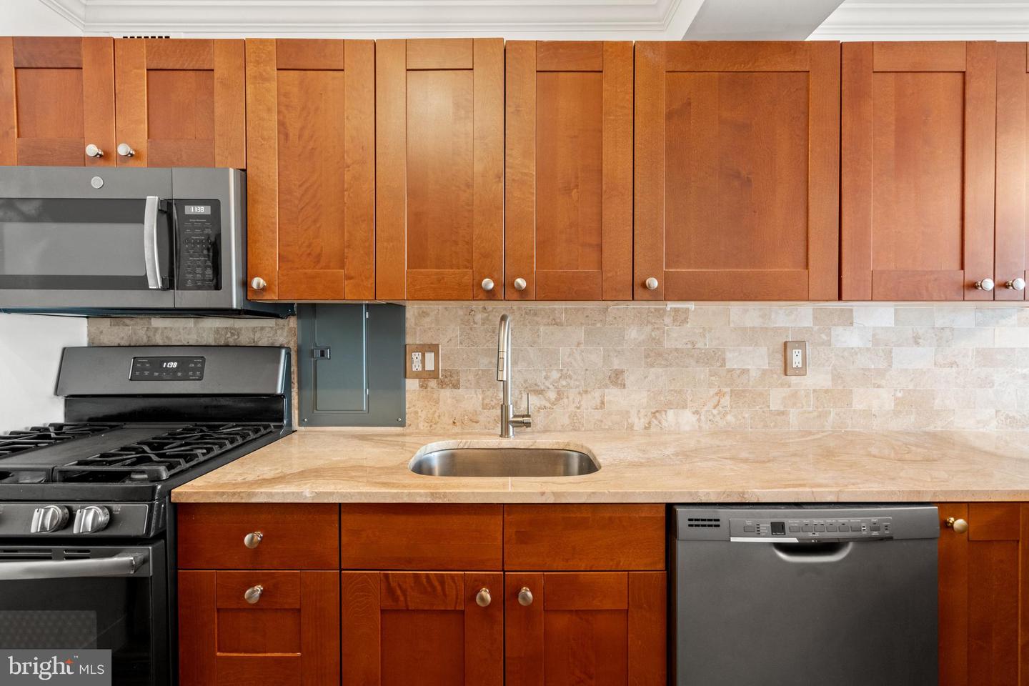 WASHINGTON, District Of Columbia 20037, 1 Bedroom Bedrooms, ,1 BathroomBathrooms,Residential,For sale,DCDC2221756 MLS # DCDC2221756
