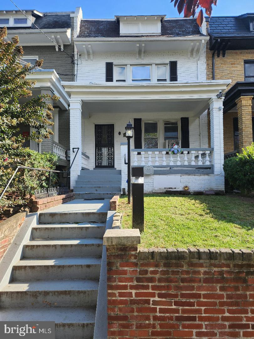 438 EMERSON ST NW, WASHINGTON, District Of Columbia 20011, 3 Bedrooms Bedrooms, ,3 BathroomsBathrooms,Residential,For sale,438 EMERSON ST NW,DCDC2222264 MLS # DCDC2222264