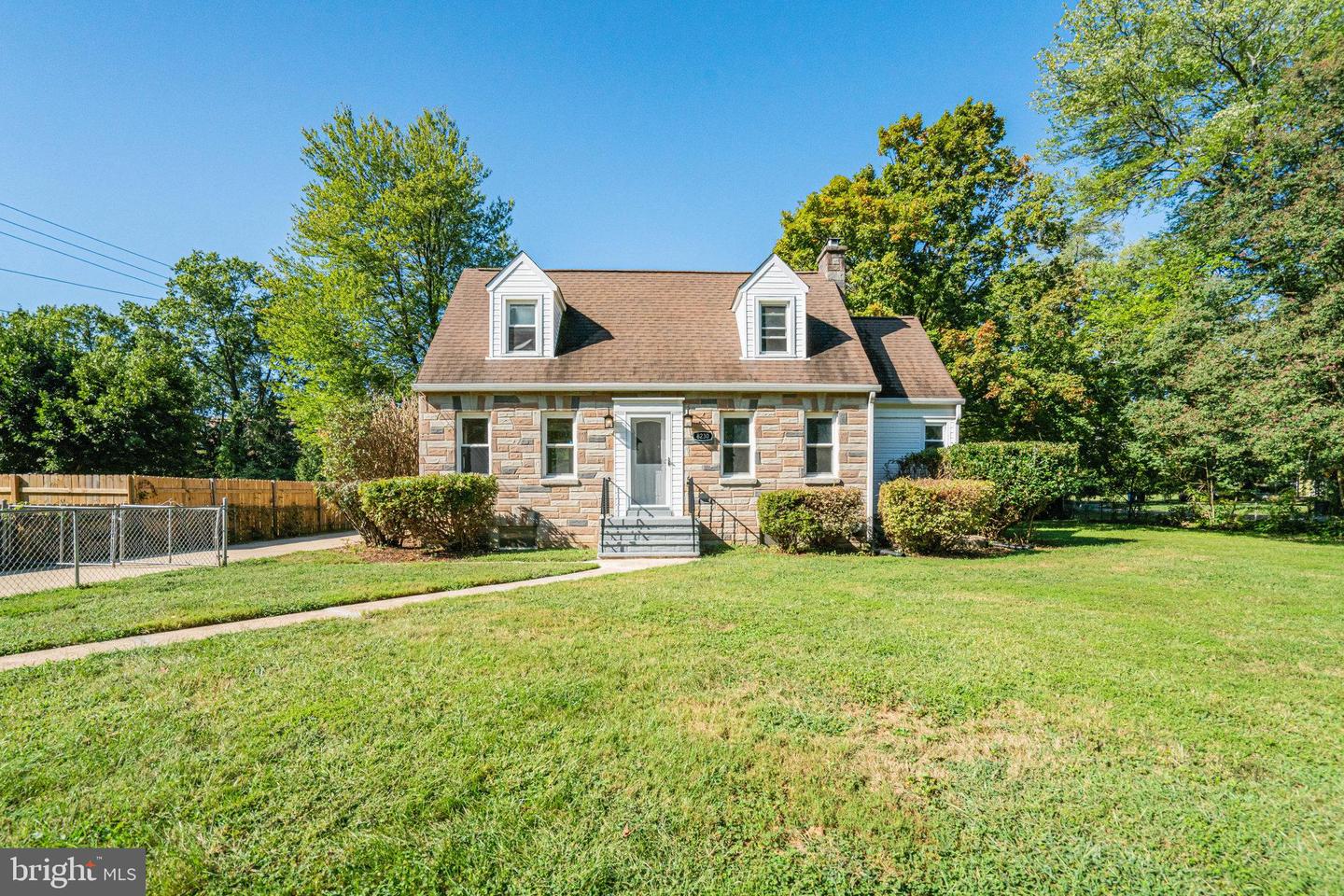 8230 GREGORY DR, ALEXANDRIA, Virginia 22309, 3 Bedrooms Bedrooms, ,2 BathroomsBathrooms,Residential,For sale,8230 GREGORY DR,VAFX2267608 MLS # VAFX2267608
