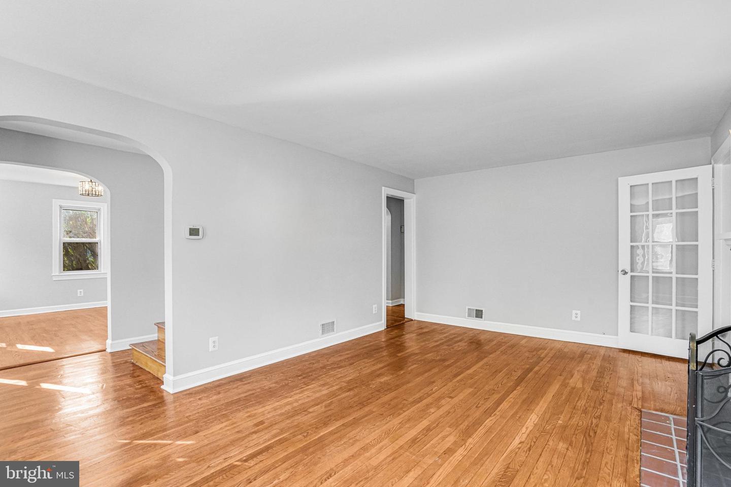 8230 GREGORY DR, ALEXANDRIA, Virginia 22309, 3 Bedrooms Bedrooms, ,2 BathroomsBathrooms,Residential,For sale,8230 GREGORY DR,VAFX2267608 MLS # VAFX2267608