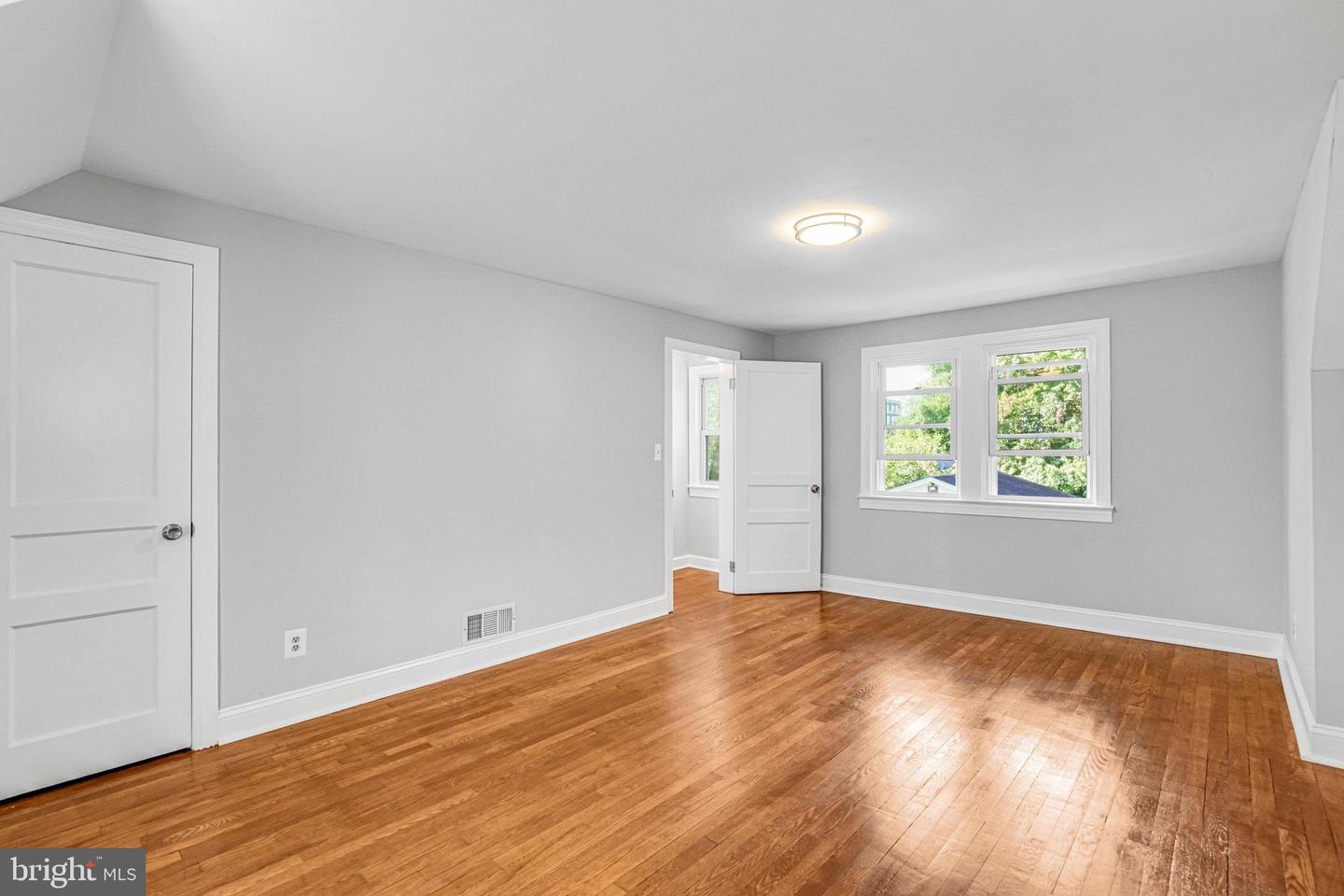 8230 GREGORY DR, ALEXANDRIA, Virginia 22309, 3 Bedrooms Bedrooms, ,2 BathroomsBathrooms,Residential,For sale,8230 GREGORY DR,VAFX2267608 MLS # VAFX2267608