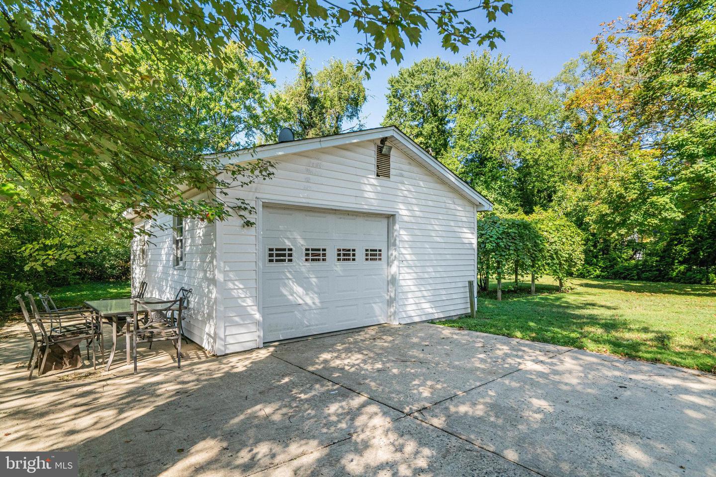 8230 GREGORY DR, ALEXANDRIA, Virginia 22309, 3 Bedrooms Bedrooms, ,2 BathroomsBathrooms,Residential,For sale,8230 GREGORY DR,VAFX2267608 MLS # VAFX2267608