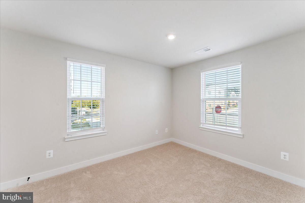 14032 SUNRISE VALLEY DR, HERNDON, Virginia 20171, 5 Bedrooms Bedrooms, ,4 BathroomsBathrooms,Residential,For sale,14032 SUNRISE VALLEY DR,VAFX2267210 MLS # VAFX2267210