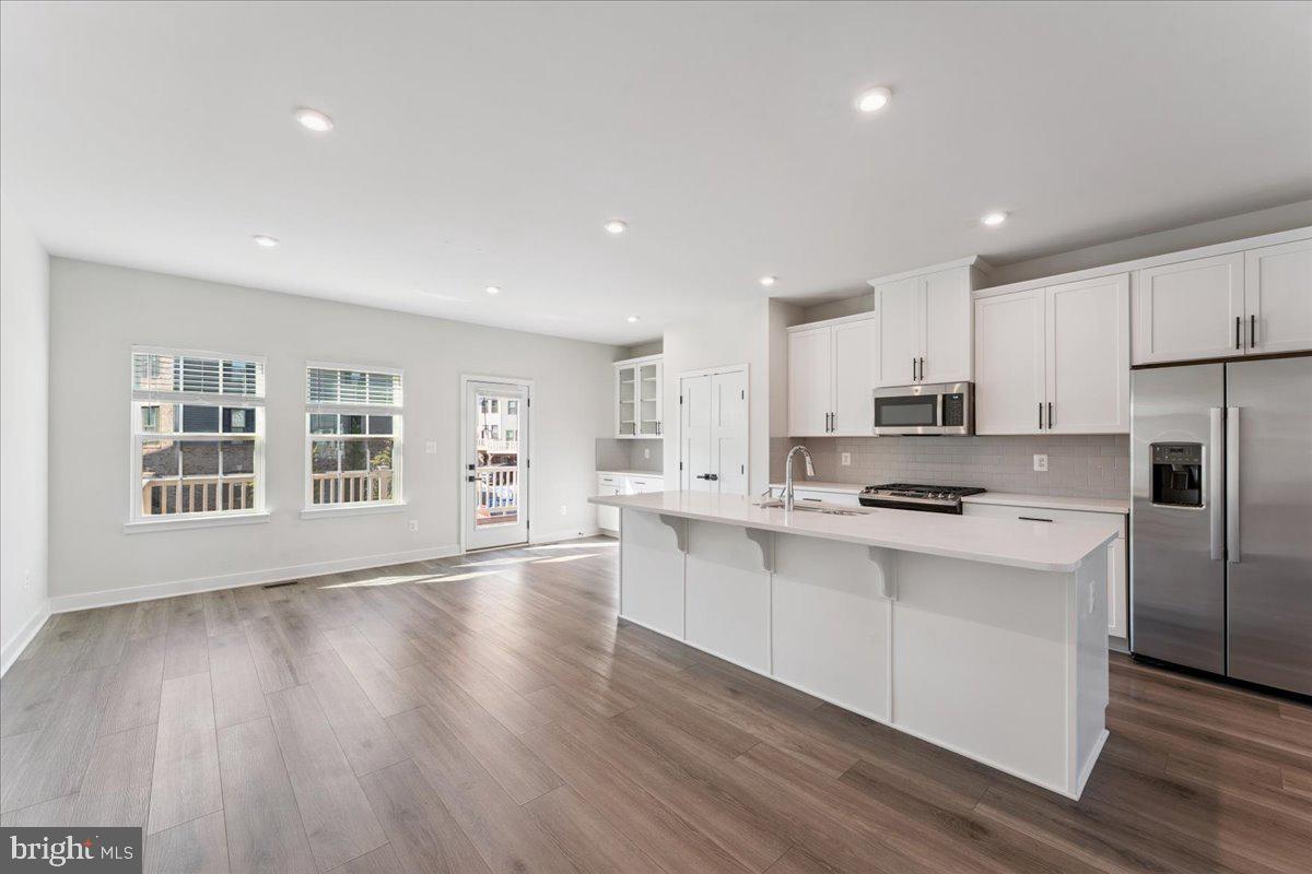 14032 SUNRISE VALLEY DR, HERNDON, Virginia 20171, 5 Bedrooms Bedrooms, ,4 BathroomsBathrooms,Residential,For sale,14032 SUNRISE VALLEY DR,VAFX2267210 MLS # VAFX2267210