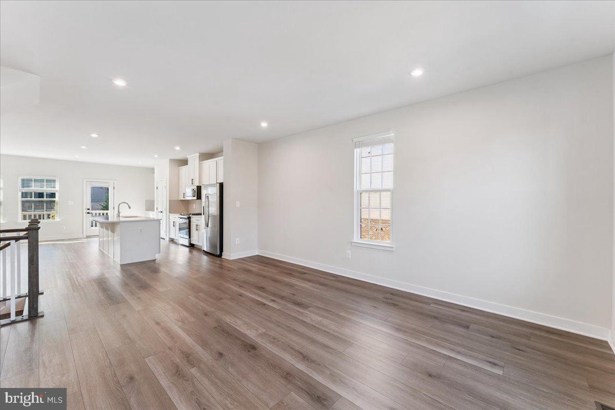 14032 SUNRISE VALLEY DR, HERNDON, Virginia 20171, 5 Bedrooms Bedrooms, ,4 BathroomsBathrooms,Residential,For sale,14032 SUNRISE VALLEY DR,VAFX2267210 MLS # VAFX2267210