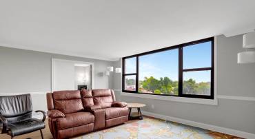 4600 DUKE ST #704, ALEXANDRIA, Virginia 22304, 2 Bedrooms Bedrooms, ,1 BathroomBathrooms,Residential,For sale,4600 DUKE ST #704,VAAX2049726 MLS # VAAX2049726