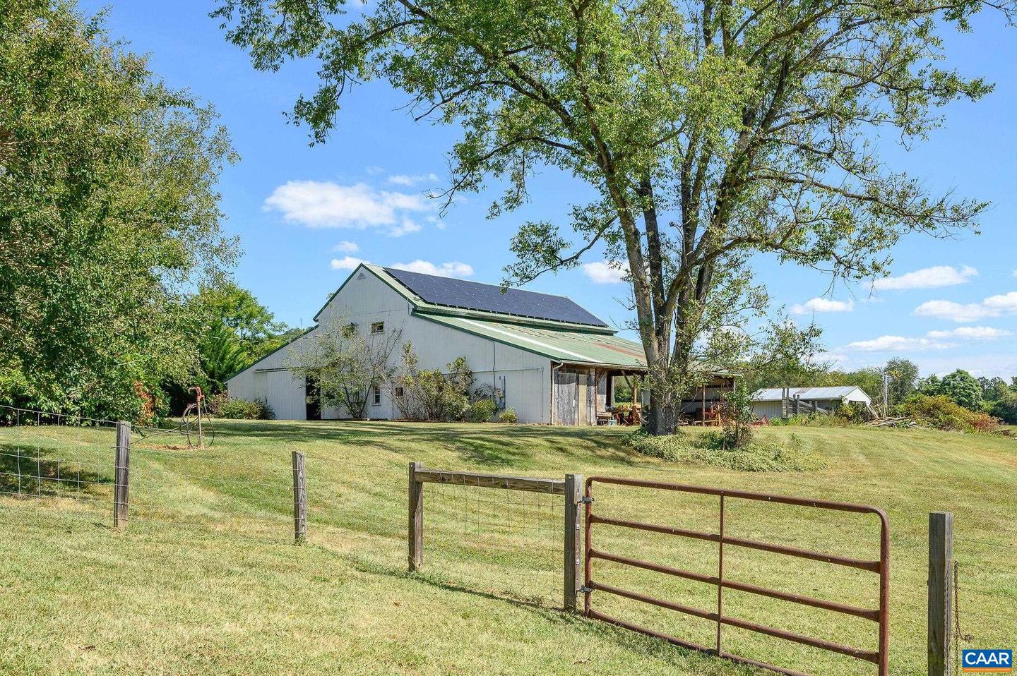 9175 BATESVILLE RD, AFTON, Virginia 22902, 5 Bedrooms Bedrooms, ,3 BathroomsBathrooms,Residential,For sale,9175 BATESVILLE RD,669061 MLS # 669061