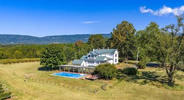9175 BATESVILLE RD, AFTON, Virginia 22902, 5 Bedrooms Bedrooms, ,3 BathroomsBathrooms,Residential,For sale,9175 BATESVILLE RD,669061 MLS # 669061