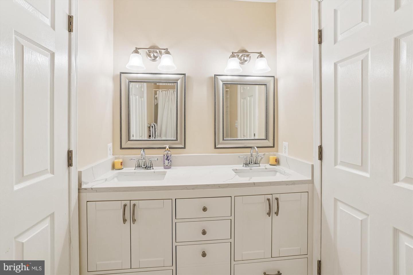 10315 BEAR CREEK DR, MANASSAS, Virginia 20111, 5 Bedrooms Bedrooms, 19 Rooms Rooms,5 BathroomsBathrooms,Residential,For sale,10315 BEAR CREEK DR,VAPW2102698 MLS # VAPW2102698