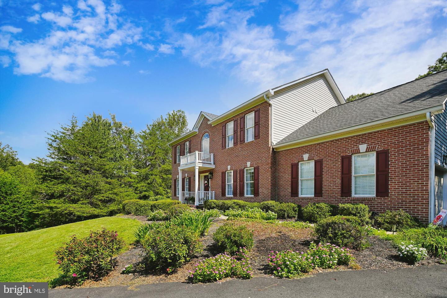 10315 BEAR CREEK DR, MANASSAS, Virginia 20111, 5 Bedrooms Bedrooms, 19 Rooms Rooms,5 BathroomsBathrooms,Residential,For sale,10315 BEAR CREEK DR,VAPW2102698 MLS # VAPW2102698