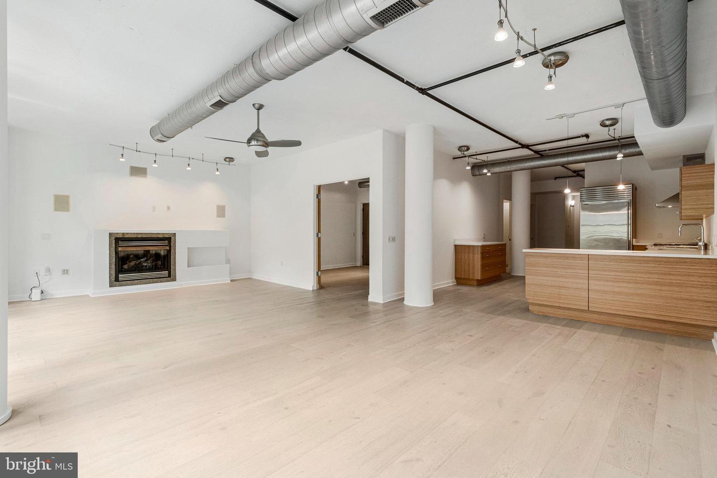 1125 11TH ST NW #201, WASHINGTON, District Of Columbia 20001, 2 Bedrooms Bedrooms, ,2 BathroomsBathrooms,Residential,For sale,1125 11TH ST NW #201,DCDC2217046 MLS # DCDC2217046