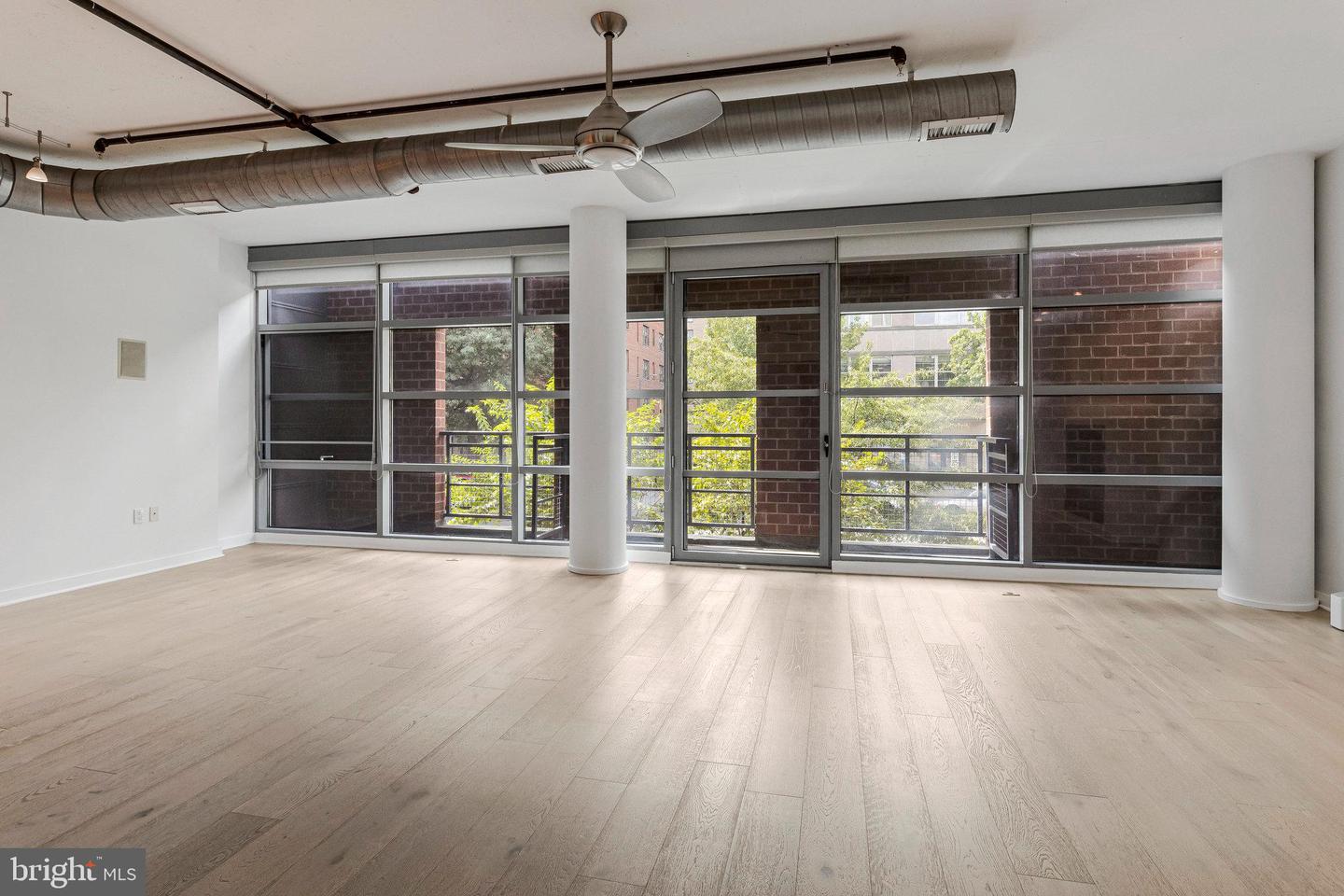 1125 11TH ST NW #201, WASHINGTON, District Of Columbia 20001, 2 Bedrooms Bedrooms, ,2 BathroomsBathrooms,Residential,For sale,1125 11TH ST NW #201,DCDC2217046 MLS # DCDC2217046