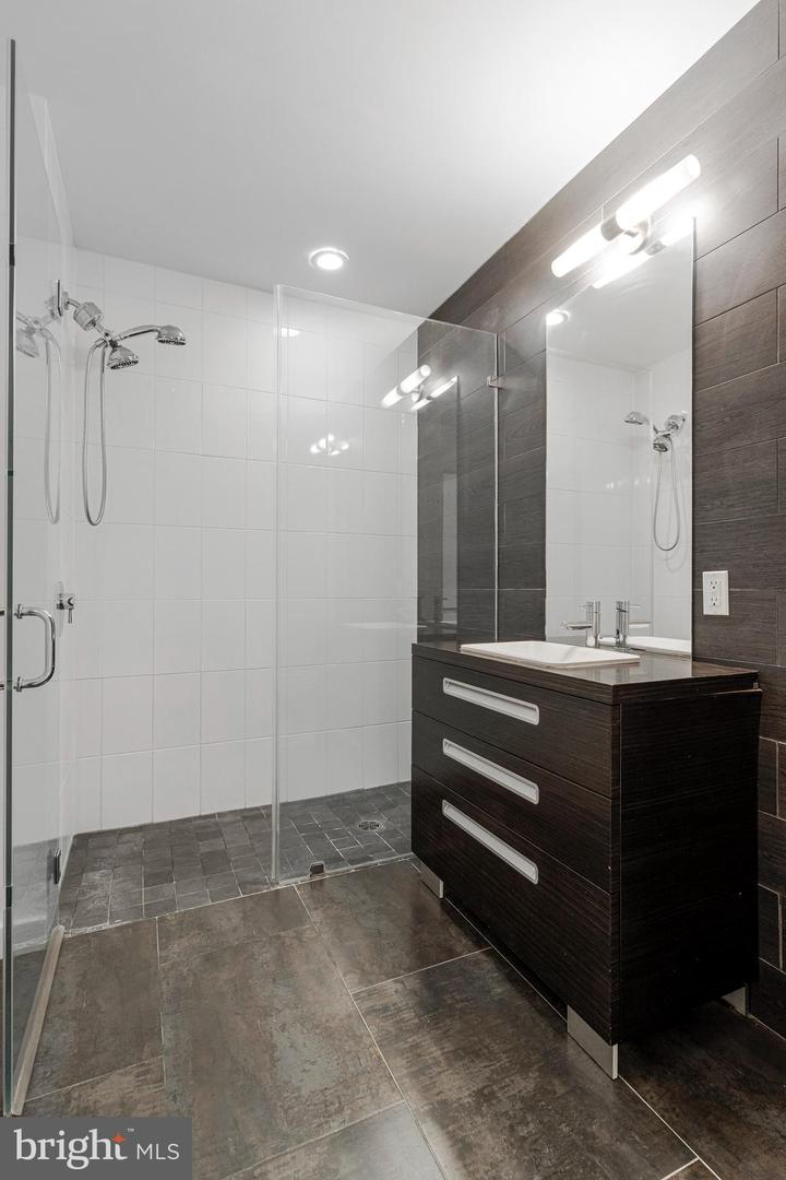 1125 11TH ST NW #201, WASHINGTON, District Of Columbia 20001, 2 Bedrooms Bedrooms, ,2 BathroomsBathrooms,Residential,For sale,1125 11TH ST NW #201,DCDC2217046 MLS # DCDC2217046