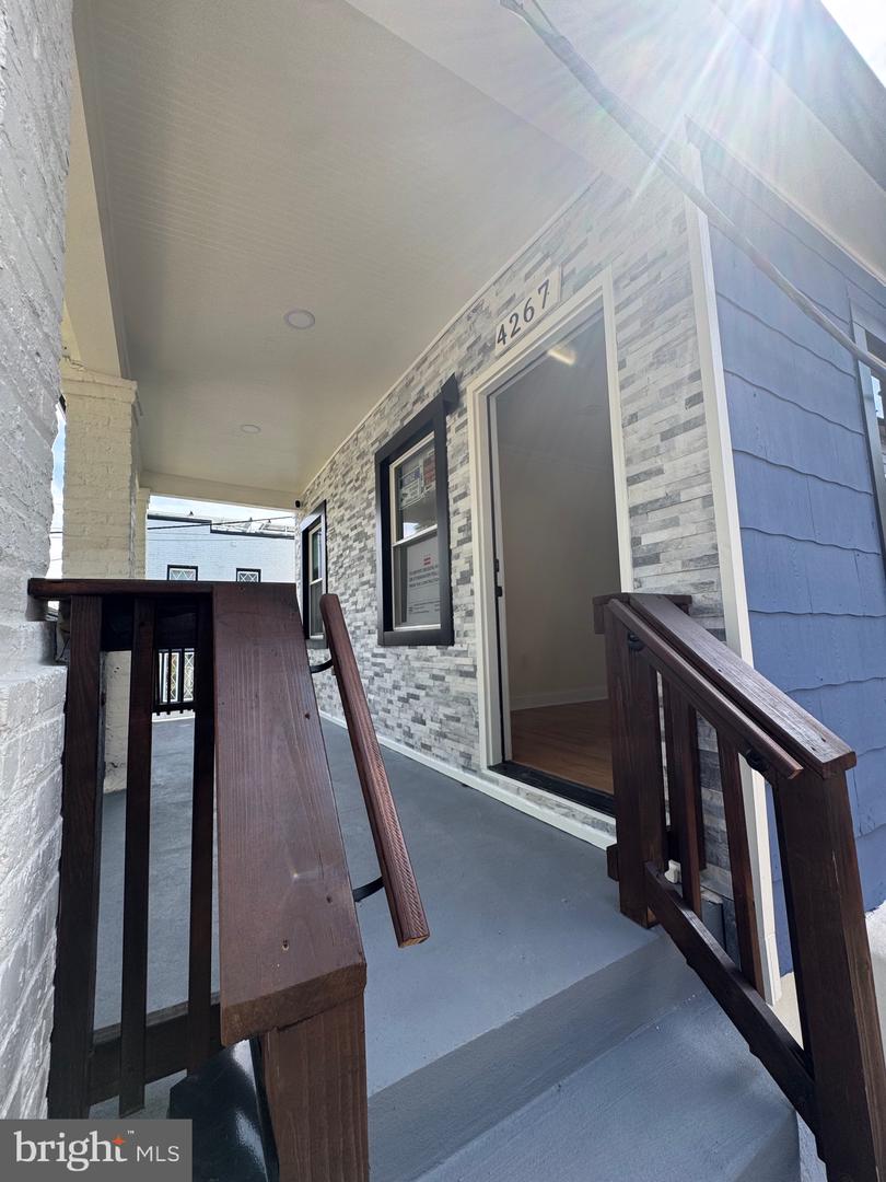 4267 BROOKS ST NE, WASHINGTON, District Of Columbia 20019, 3 Bedrooms Bedrooms, ,2 BathroomsBathrooms,Residential,For sale,4267 BROOKS ST NE,DCDC2217128 MLS # DCDC2217128