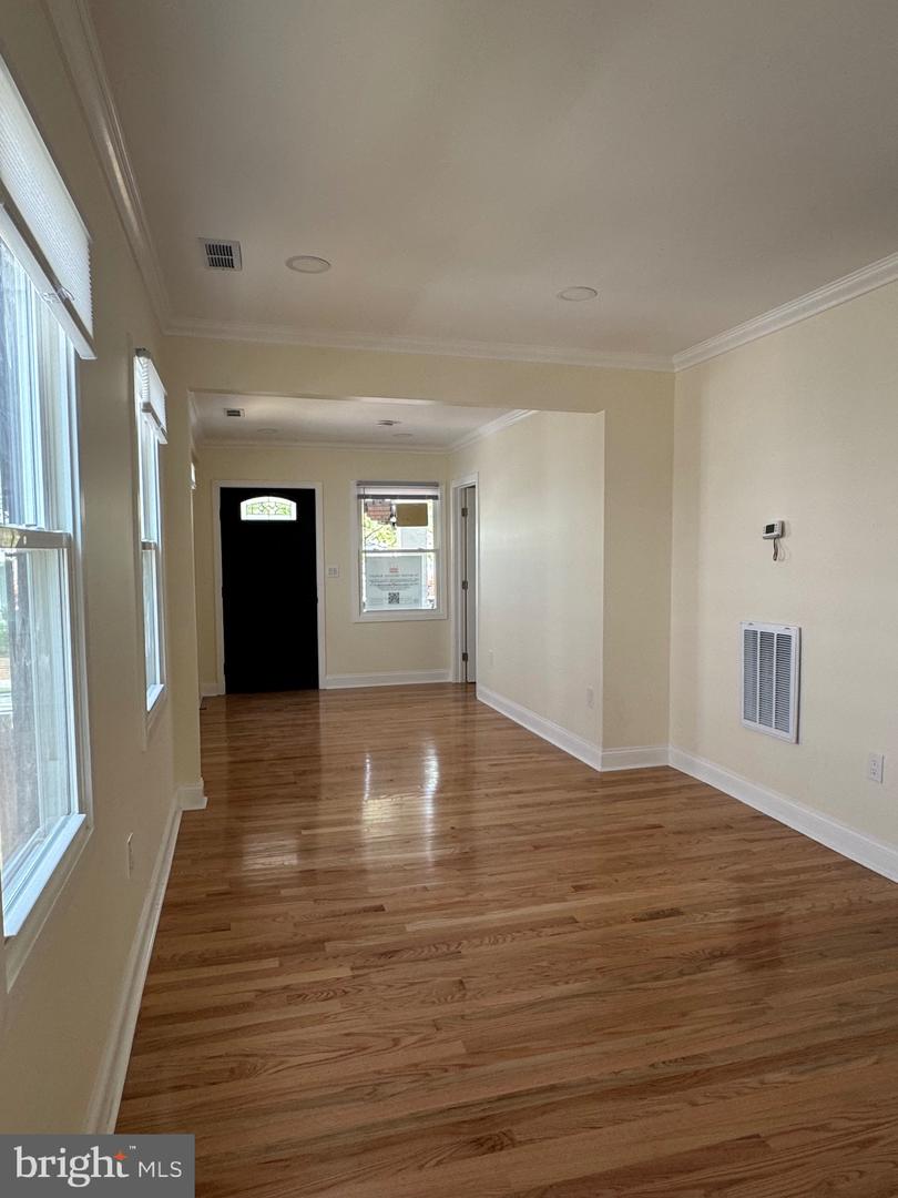 4267 BROOKS ST NE, WASHINGTON, District Of Columbia 20019, 3 Bedrooms Bedrooms, ,2 BathroomsBathrooms,Residential,For sale,4267 BROOKS ST NE,DCDC2217128 MLS # DCDC2217128