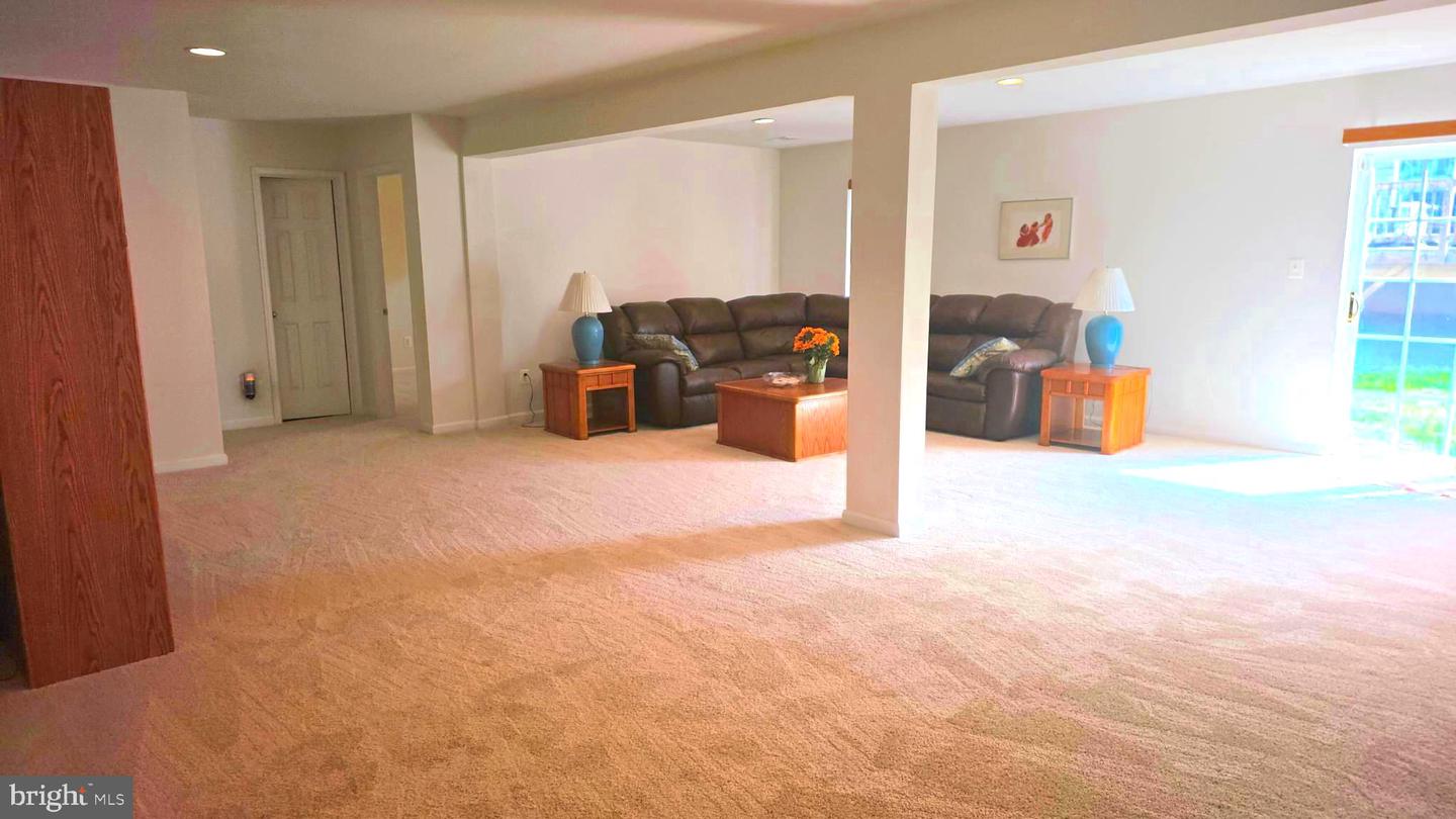 638 HUNTERS RD, CULPEPER, Virginia 22701, 4 Bedrooms Bedrooms, 14 Rooms Rooms,3 BathroomsBathrooms,Residential,For sale,638 HUNTERS RD,VACU2011444 MLS # VACU2011444