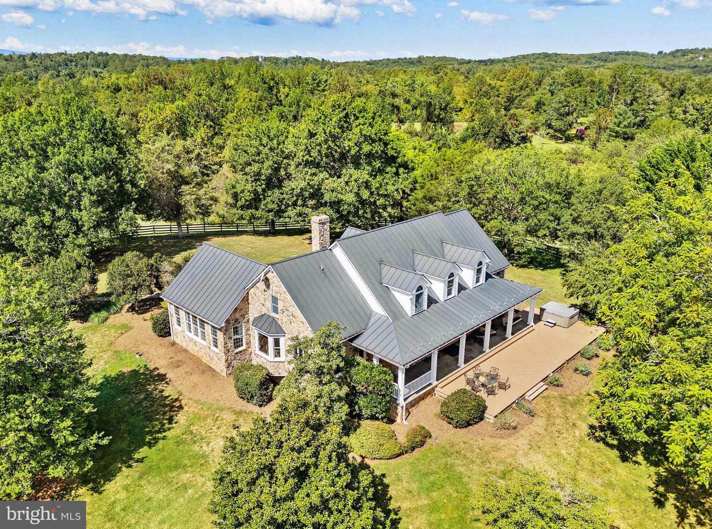 6951 HILLTOP LN, MARSHALL, Virginia 20115, 5 Bedrooms Bedrooms, ,5 BathroomsBathrooms,Residential,For sale,6951 HILLTOP LN,VAFQ2018130 MLS # VAFQ2018130