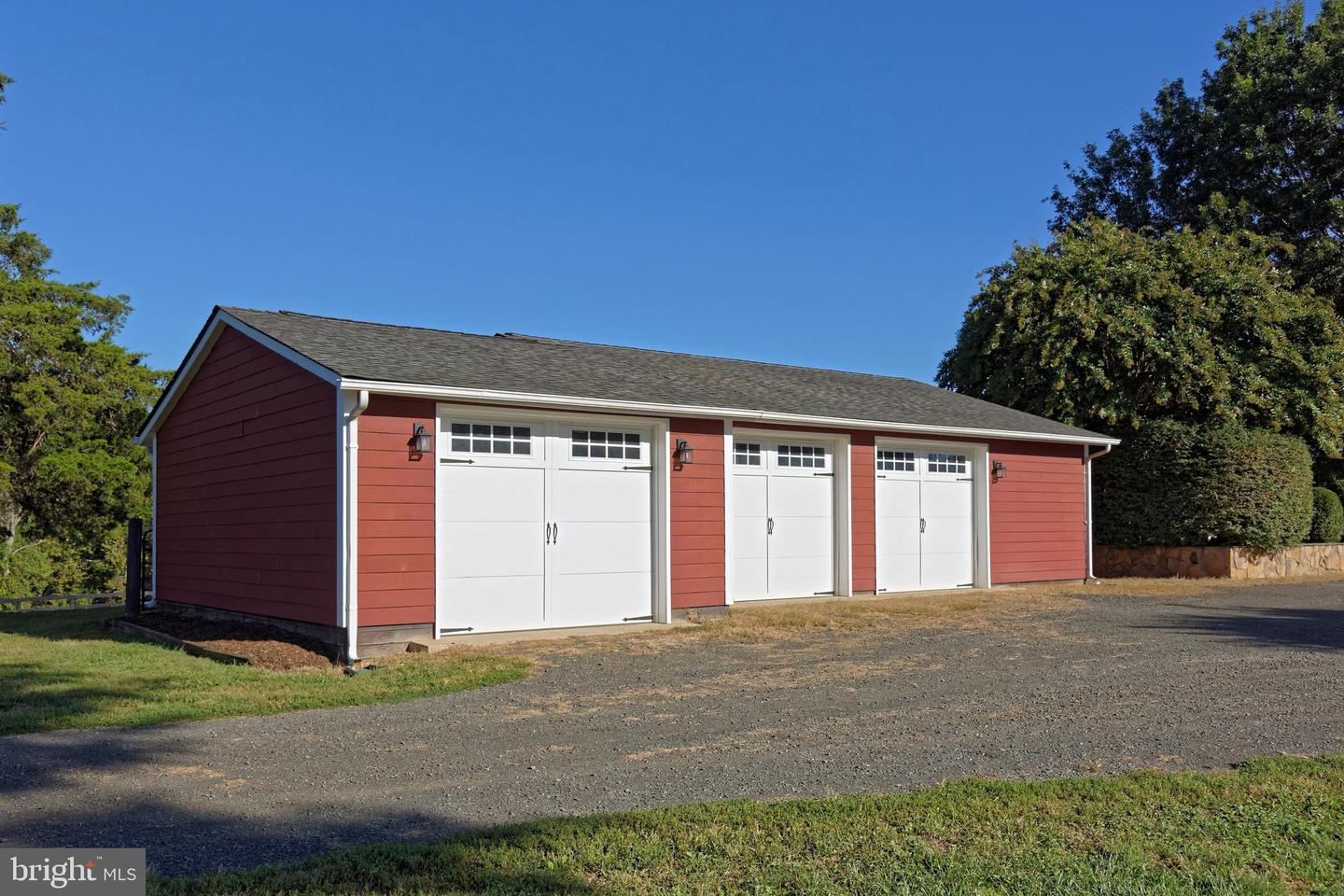 6951 HILLTOP LN, MARSHALL, Virginia 20115, 5 Bedrooms Bedrooms, ,5 BathroomsBathrooms,Residential,For sale,6951 HILLTOP LN,VAFQ2018130 MLS # VAFQ2018130