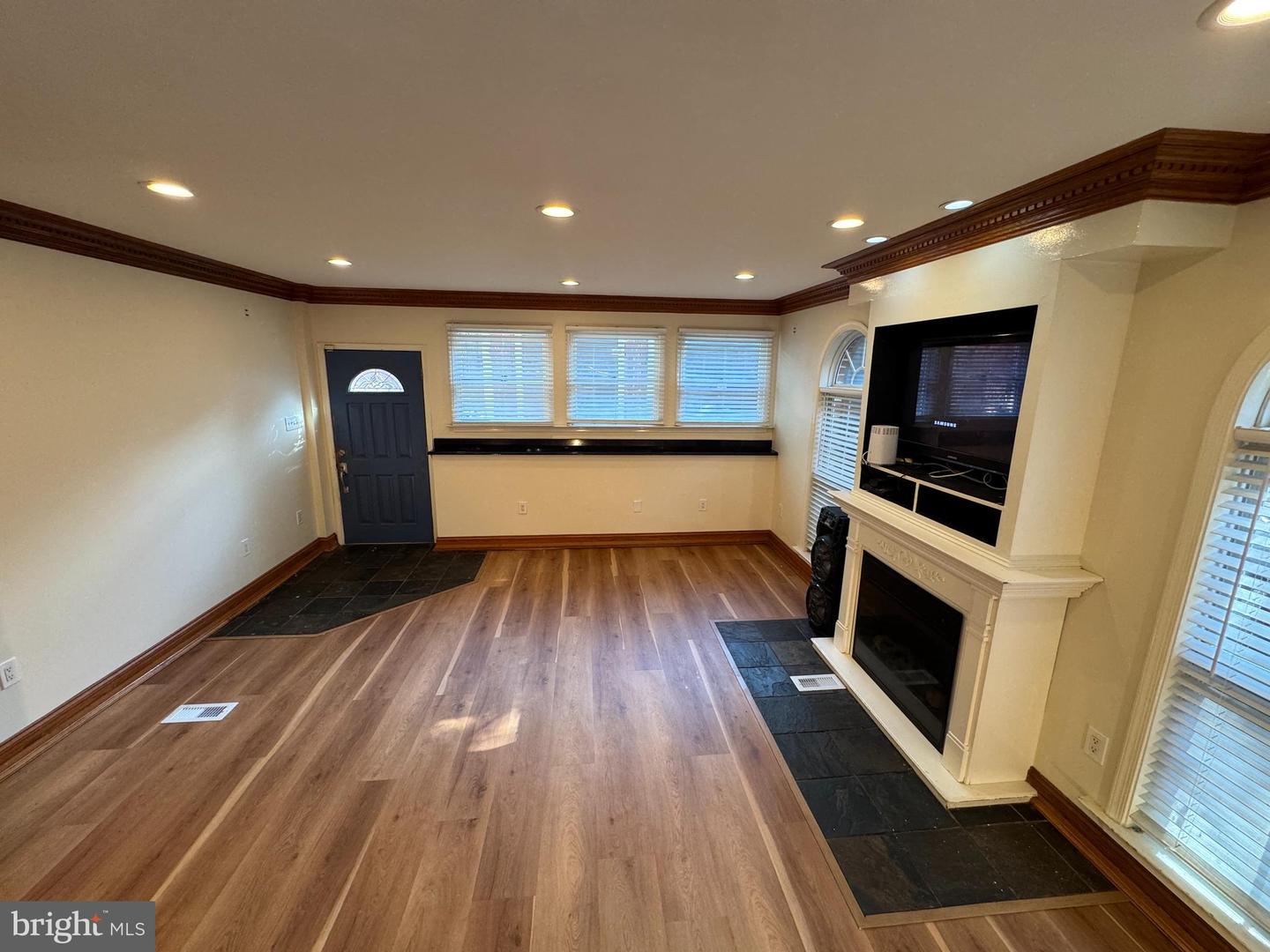 719 FARRAGUT PL NE, WASHINGTON, District Of Columbia 20017, 3 Bedrooms Bedrooms, ,3 BathroomsBathrooms,Residential,For sale,719 FARRAGUT PL NE,DCDC2220174 MLS # DCDC2220174