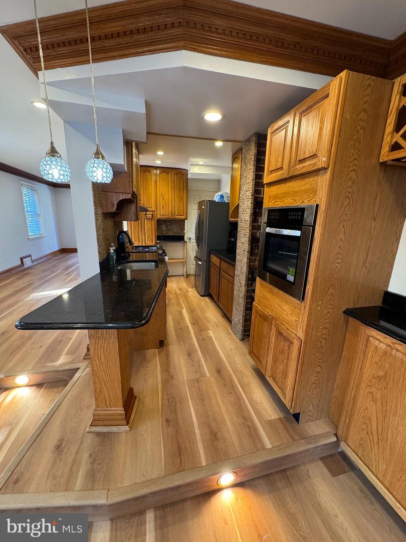 719 FARRAGUT PL NE, WASHINGTON, District Of Columbia 20017, 3 Bedrooms Bedrooms, ,3 BathroomsBathrooms,Residential,For sale,719 FARRAGUT PL NE,DCDC2220174 MLS # DCDC2220174